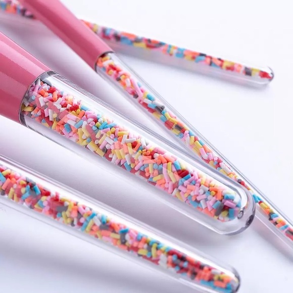 Sweet Sprinkles makeup brush set NEW - Picture 2 of 4